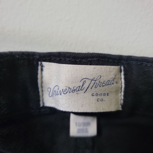 Universal threads black Jean women's shorts high rise midi size 10 - Picture 4 of 4